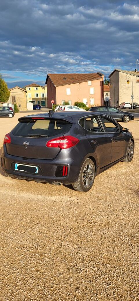 Kia ceed Cee'd 1.6 CRDi 136 ch ISG GT Line