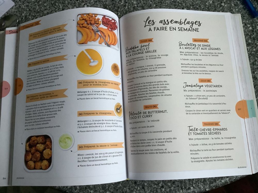 Livre de Batch Cooking 52 menus au fll des saisons. Larousse Cuisine
