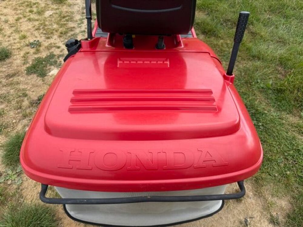 Tracteur tondeuse honda hf2417 reconditionn&eacute; Jardin