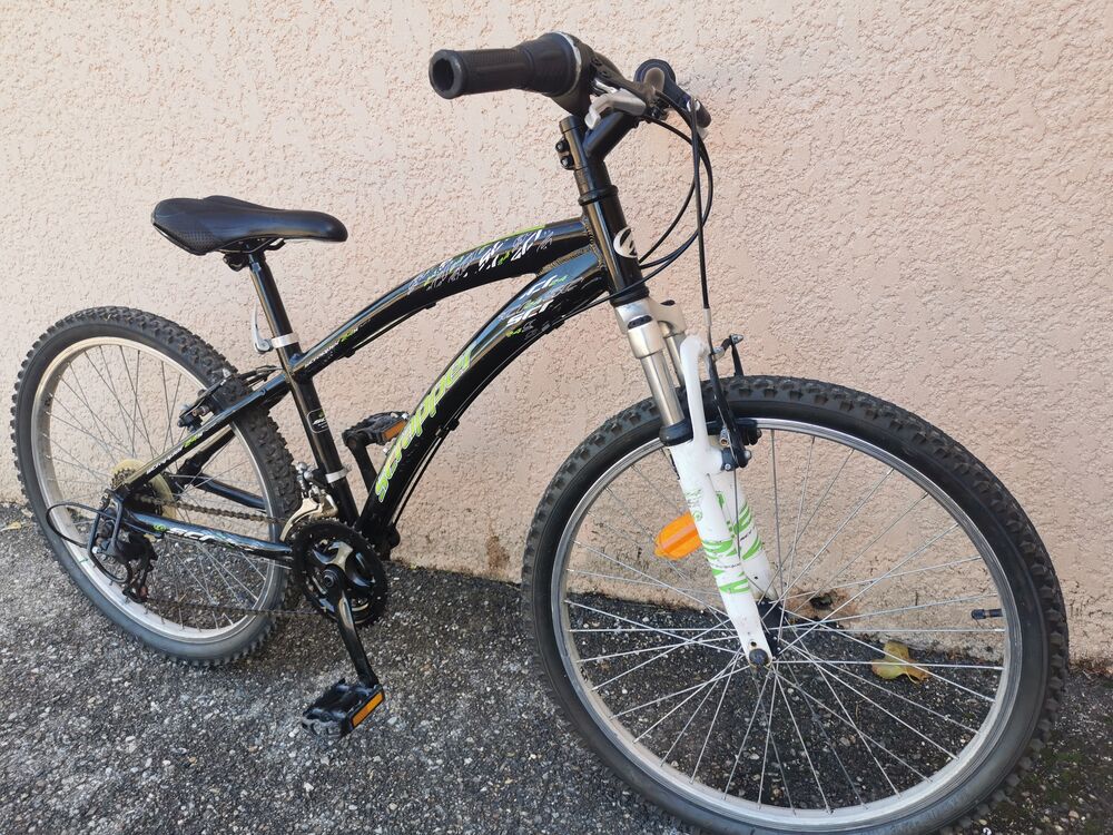 vtt24 pouces ''scrapper '' Vélos