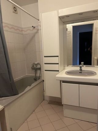  Appartement  louer 4 pices 73 m