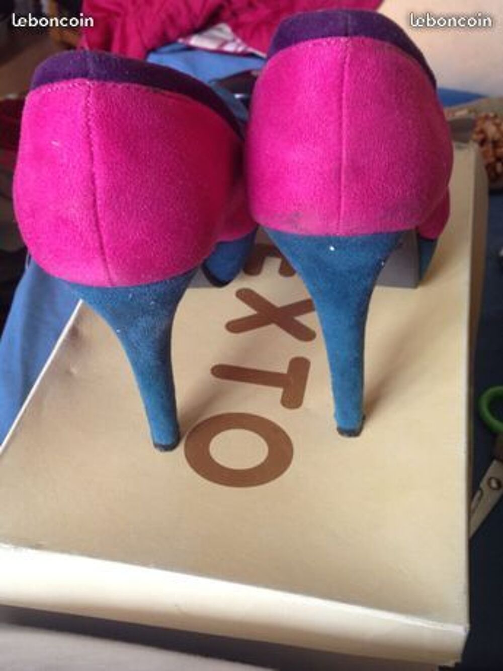 Chaussures du soir&eacute;e multi couleur Chaussures
