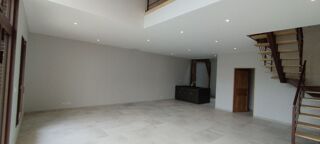  Maison � louer 5 pi�ces 204 m�