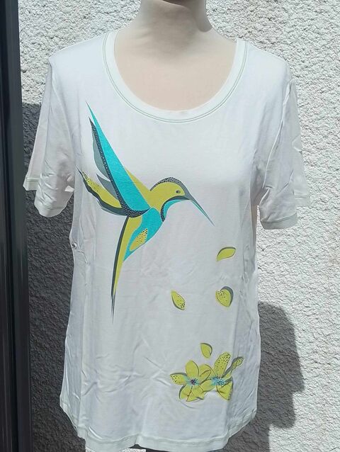 Tee-shirt Manches Courtes ,Taille 3, Marque Un Jour Ailleurs 15 La Fert�-Alais (91)