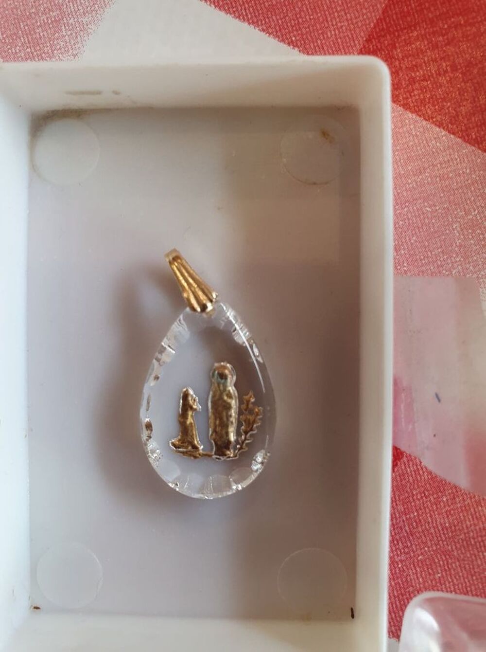 pendentif vierge Bijoux et montres