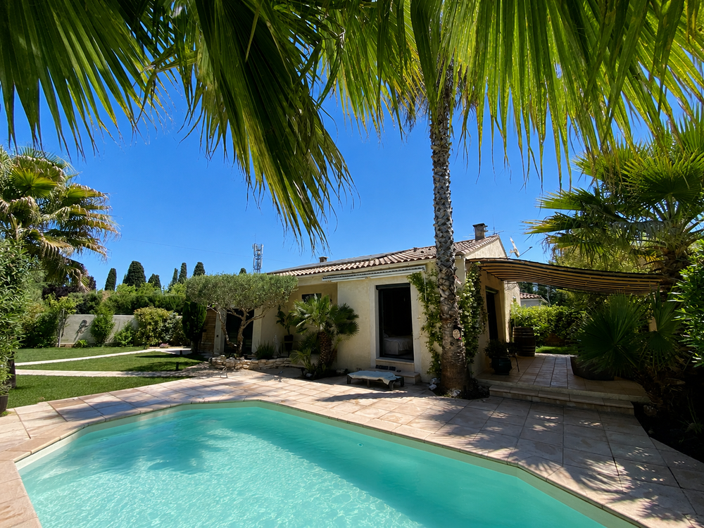 Maison 5 pièces 90 m² · à Saint-Geniès-de-Malgoirès · 90 m² · 349 000 €