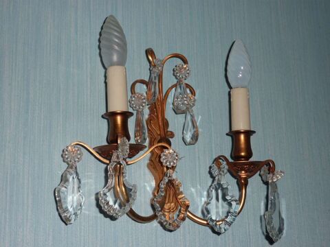 Applique Murale 2 Branches en Bronze et Pampilles Cristal 30 Paris 19 (75)