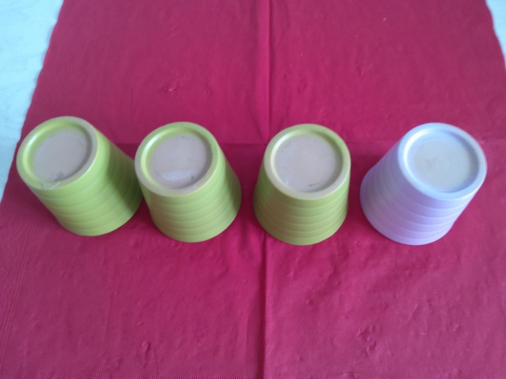 4 petits pots pour plantes Décoration