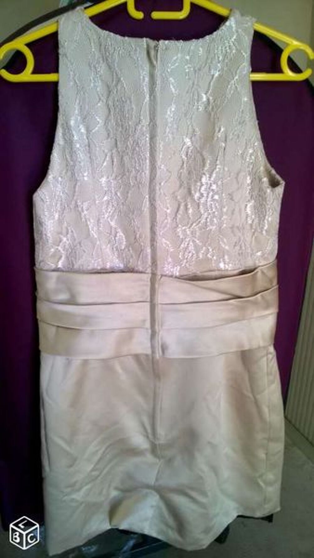 Robe ceremonie courte Vêtements