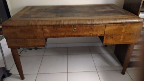 BUREAU MINISTRE D'�POQUE 20e si�cle 
1100 Sainte-Anastasie-sur-Issole (83)