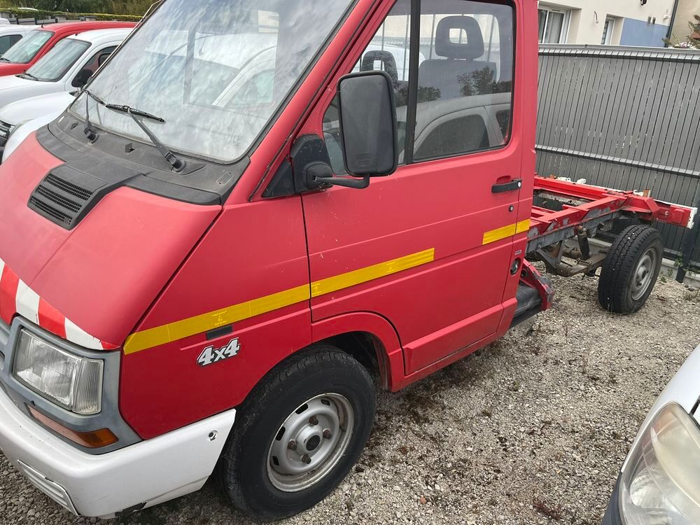 Trafic 4x4 ch&acirc;ssis cabine 1993 occasion 10000 Troyes