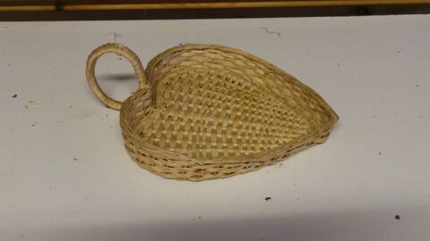 CORBEILLE EN OSIER 1 Charantonnay (38)