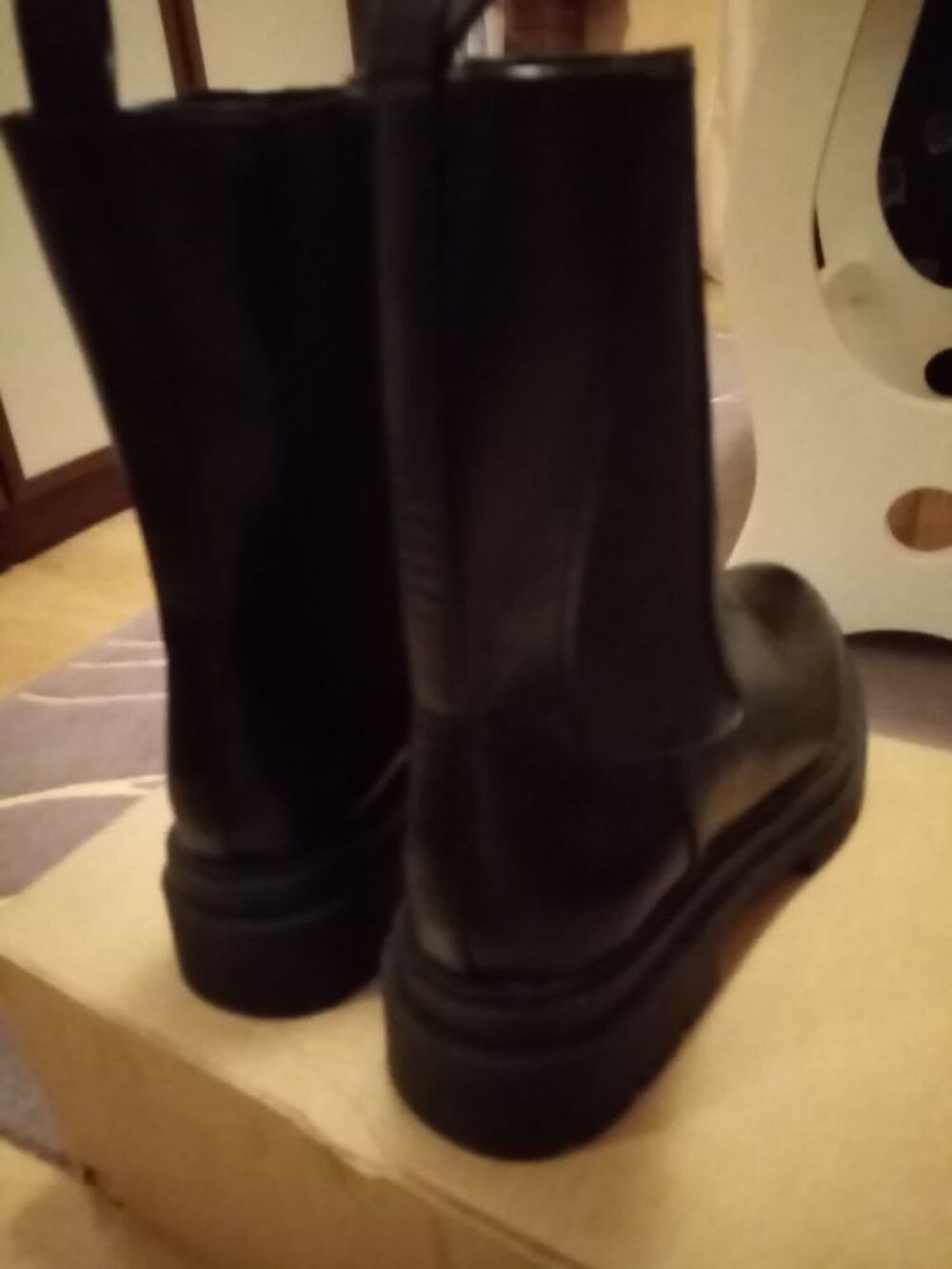 Bottes ZARA Neuves P.39 Chaussures