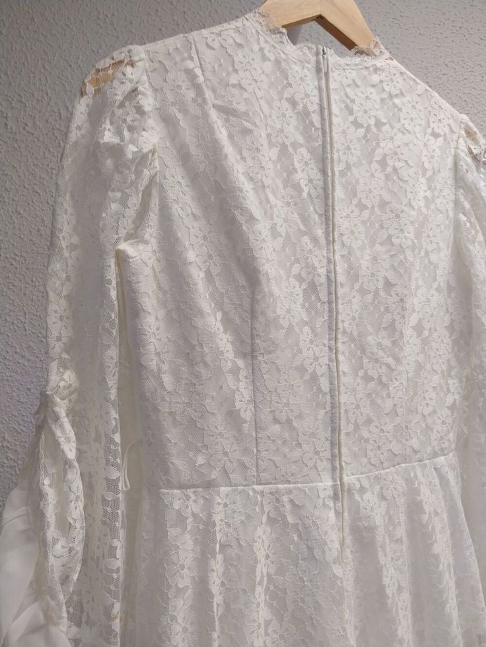 Robe mari&eacute;e vintage Vêtements