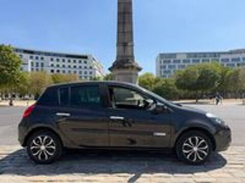 Clio III dCi 70 eco2 Tom Tom Edition 2010 occasion 75017 Paris