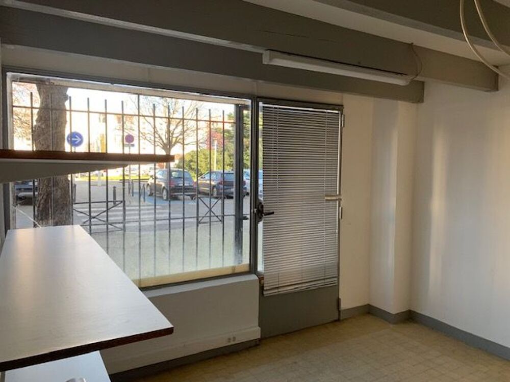 Location Autre LOCAL TRINQUETAILLE Arles