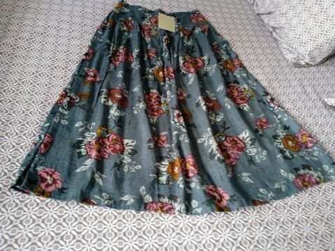 Jupe maxi longue  fleurs femme 38 neuve 20 Chevigny-Saint-Sauveur (21)