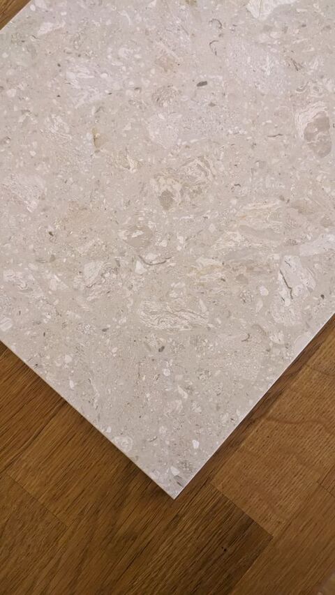 Carrelage marbre v�ritable neuf (Perlato Royal) 30x50 ? lot 1499 La Source (45)