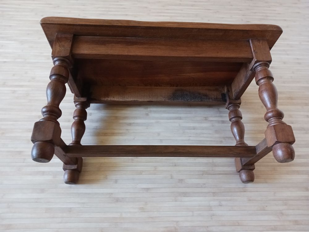 Table basse rustique en ch&ecirc;ne massif Meubles