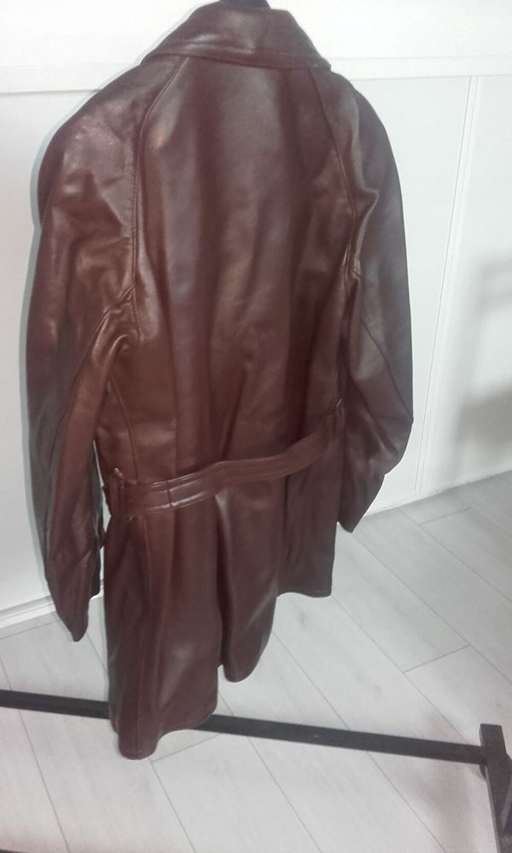 Veste en cuir vintage Vtements