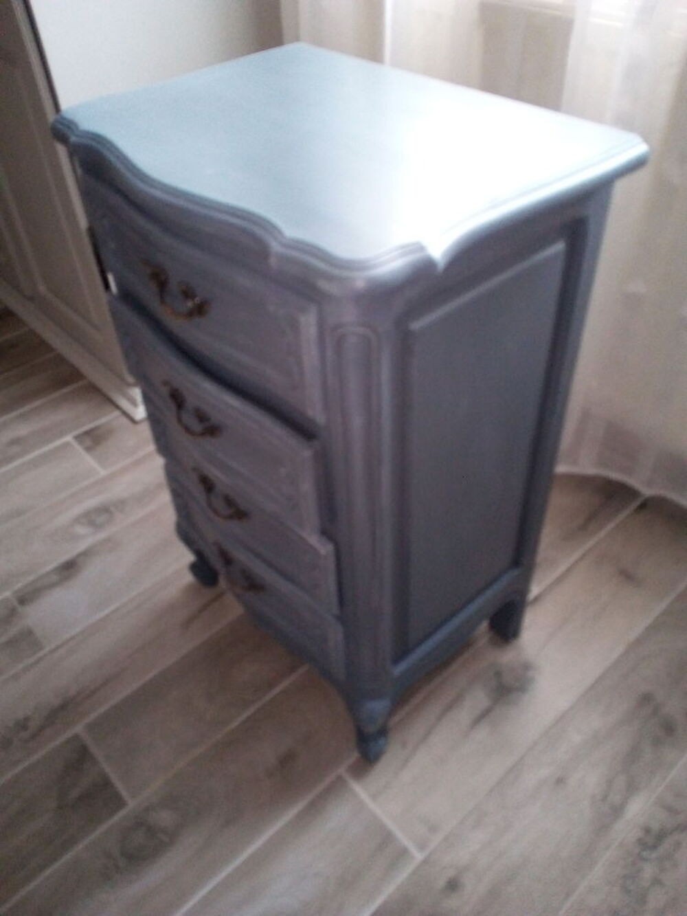 Commode / chiffonnier 4 tiroirs en bois
Meubles