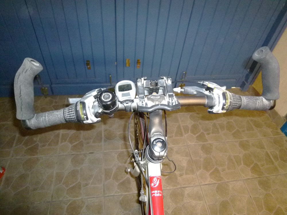 V&eacute;lo route Nakamura Vélos