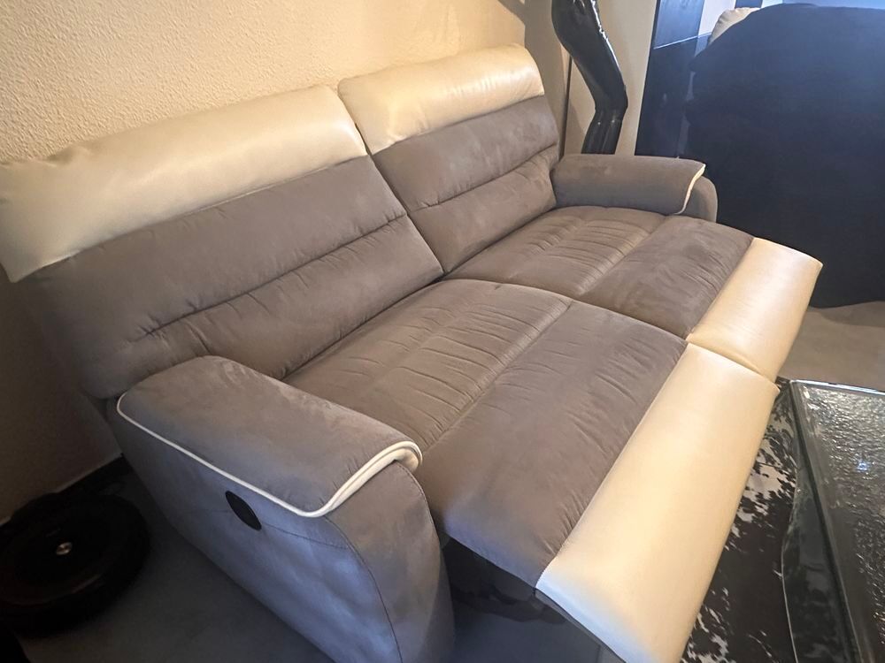 canape haut gamme deux moteurs electrique relax 
Meubles