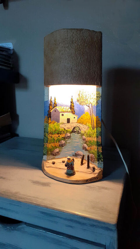 Lampe 'Santon' Tuile peinte 'Provenal  (Rtro-claire) 39 Barbentane (13)