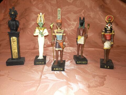 Petite statue gyptienne 5 Barentin (76)