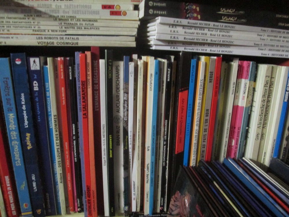 Dizaines de bandes dessin&eacute;es modernes et de collection Livres et BD