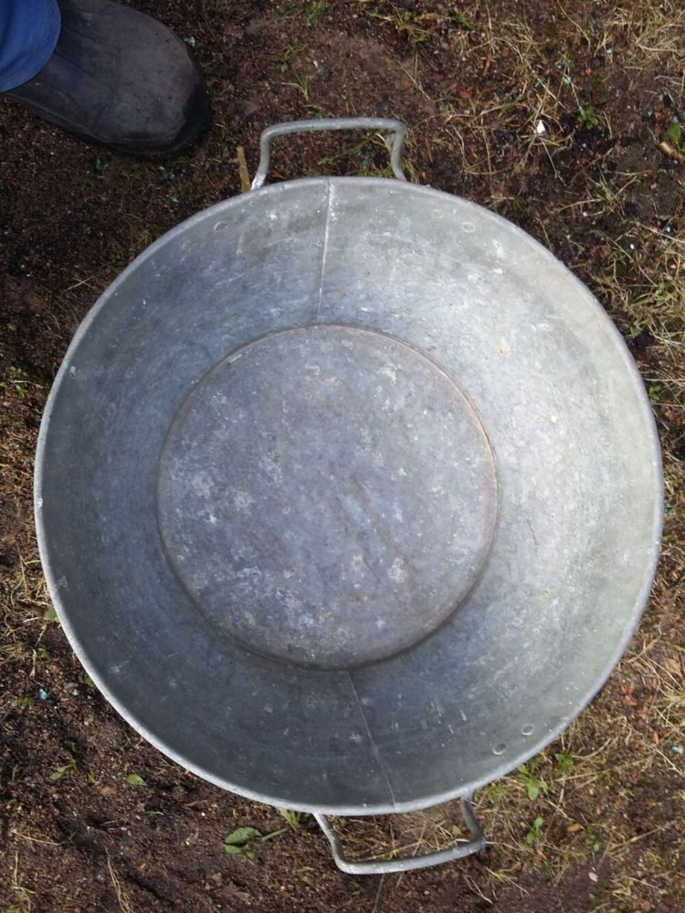 ancien bac ou lessiveuse en zinc Jardin