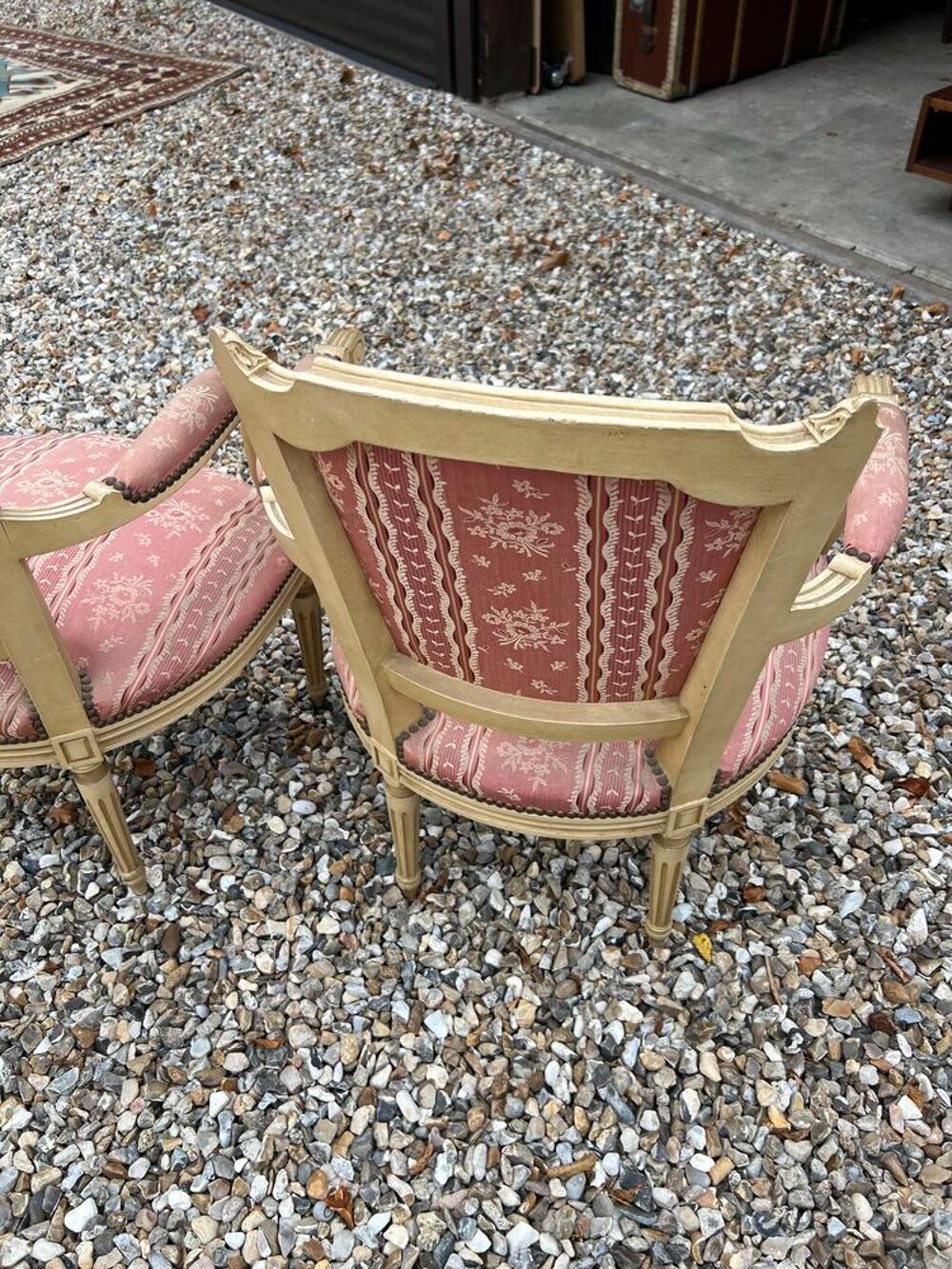 Paire de fauteuils, style Louis XVI Meubles