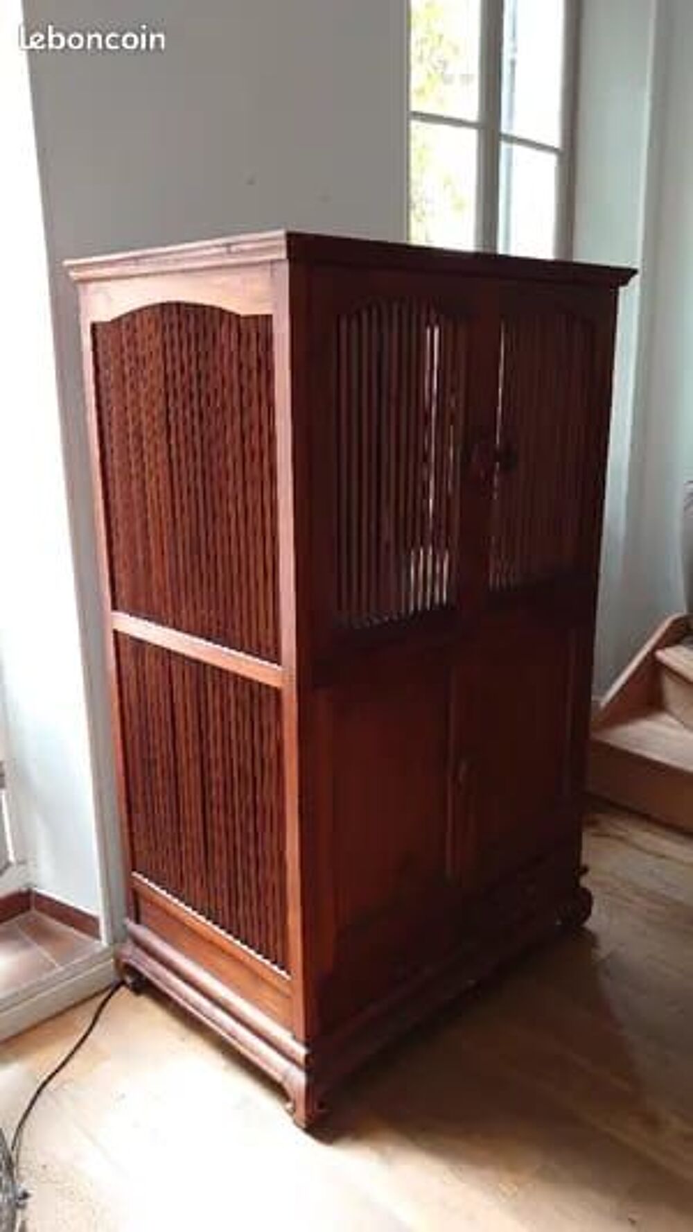 Armoire en tek, tr&egrave;s bon &eacute;tat Meubles