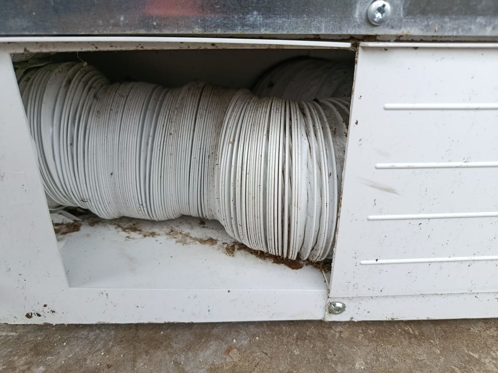 S&egrave;che linge &agrave; &eacute;vacuation Brandt ETE6115F Electroménager