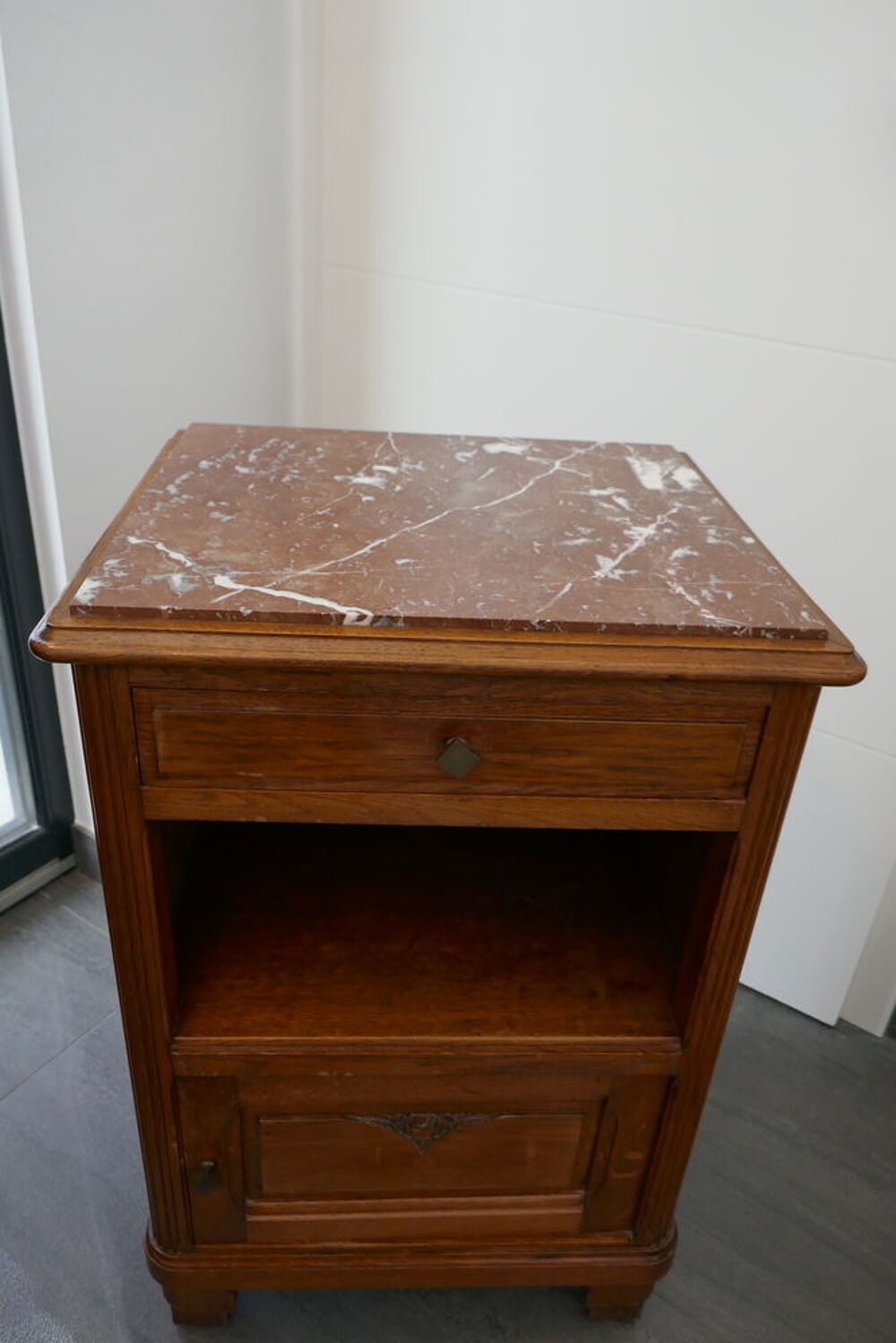 Table de chevet / table de nuit ann&eacute;es 1900 Meubles