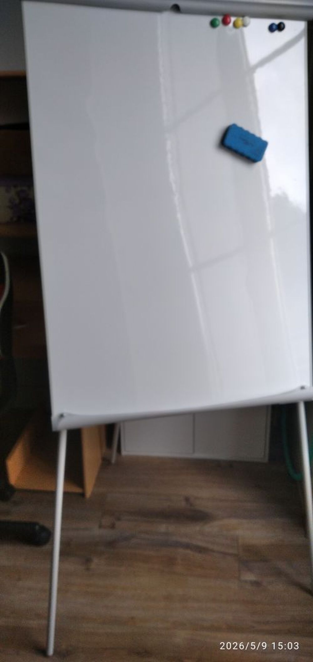 Tableau blanc + chaise bureau enfant Mobilier enfants