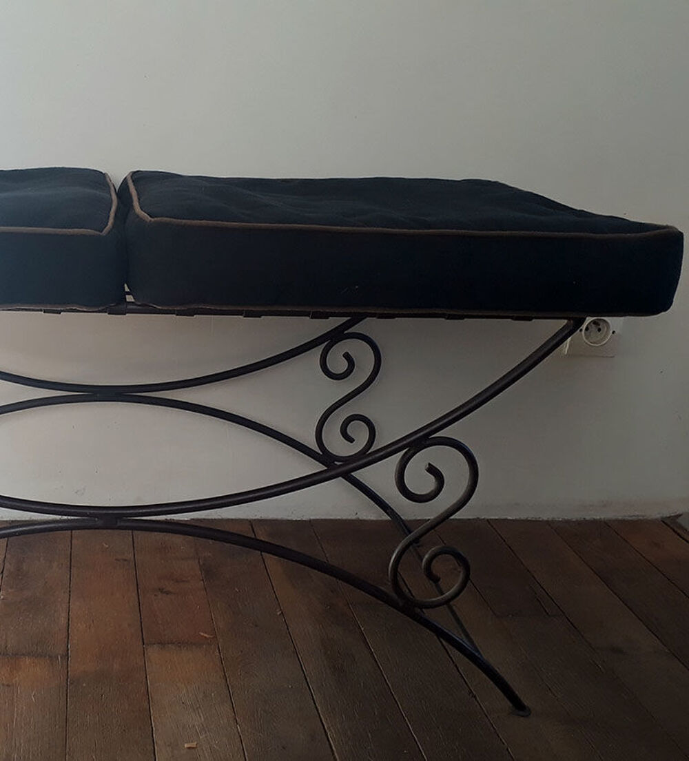 Banquette en fer forg&eacute; (noire) Meubles