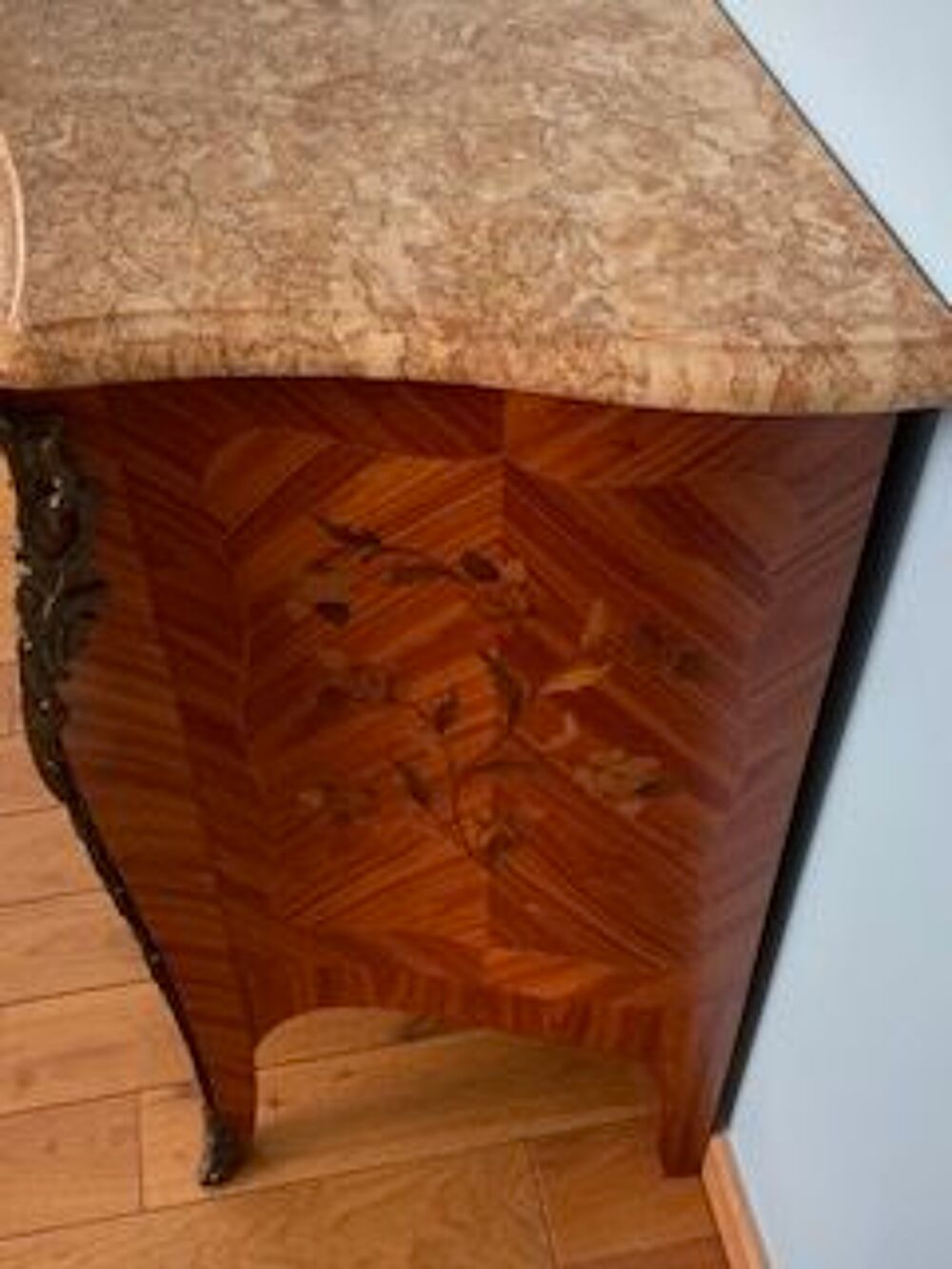 Commode bois de ros&eacute; Louis XV Meubles