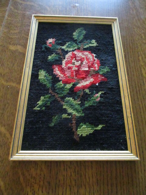 cadre en canevas (rose) et son cadre - 25 cm x 16 cm 0 Mrignies (59)