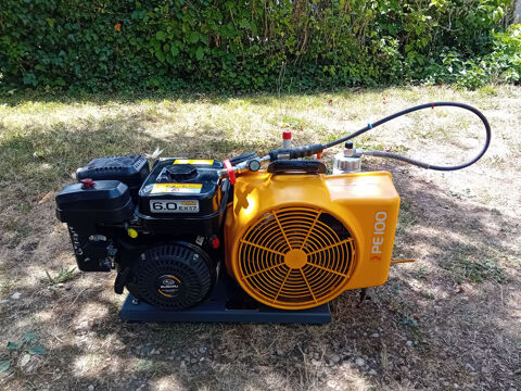 COMPRESSEUR AIR DE PLONGEE 1300 Gu�rigny (58)