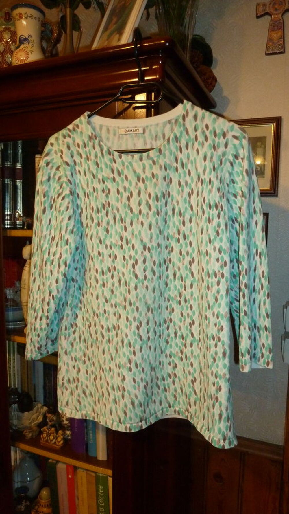 Tee shit &agrave; longues manches "DAMART" Vêtements