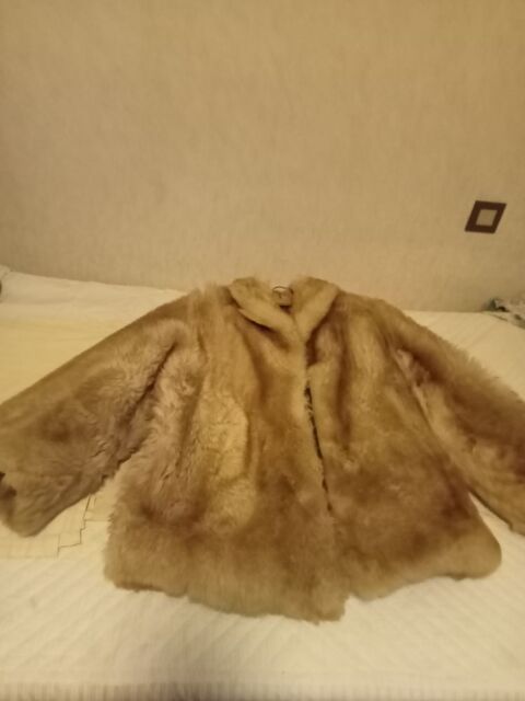 VESTE En AGNEAU de TOSCANE ETAT NEUF 300 Marquefave (31)