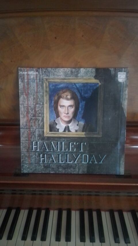 ALBUM VINYLE JOHNNY HALLYDAY HAMLET 400 Rivedoux-Plage (17)