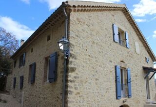  Maison  vendre 10 pices 300 m