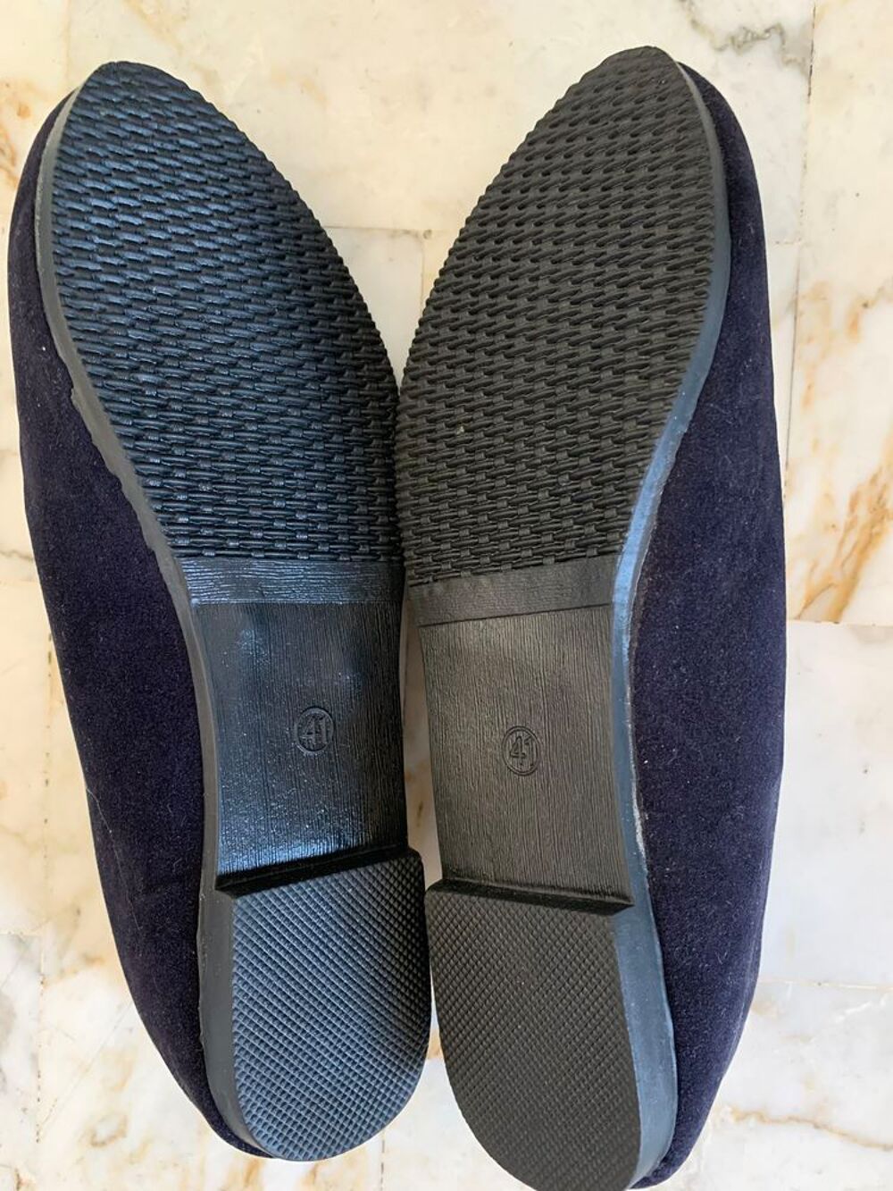 Ballerine bleu marine velvet neuf Chaussures