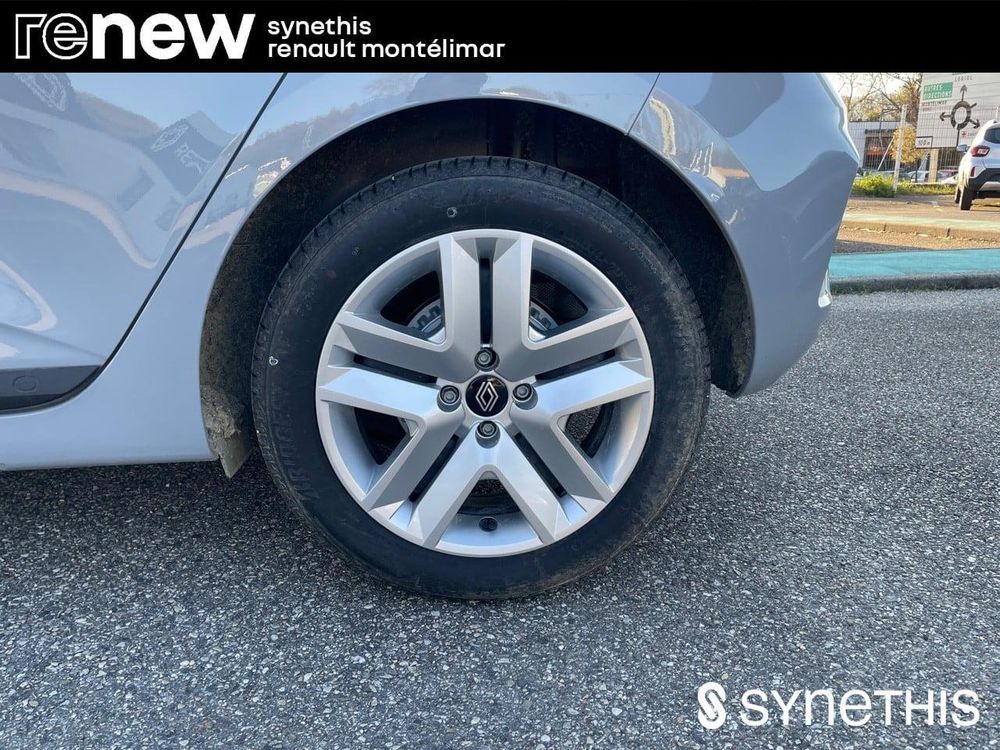 Clio V Clio Blue dCi 100 ch GSR2 Evolution 2025 occasion 26200 Mont&eacute;limar