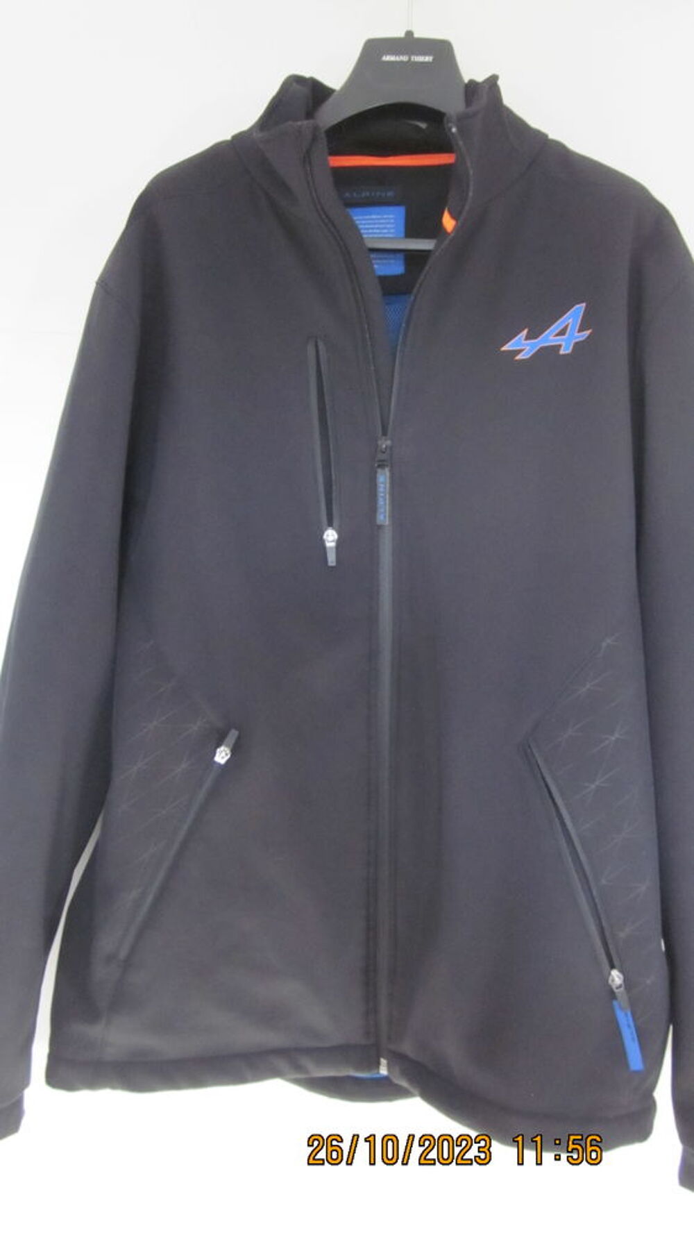 BEAU BLOUSON ALPINE HOMME NOIR ET BLEU T XXL Vêtements