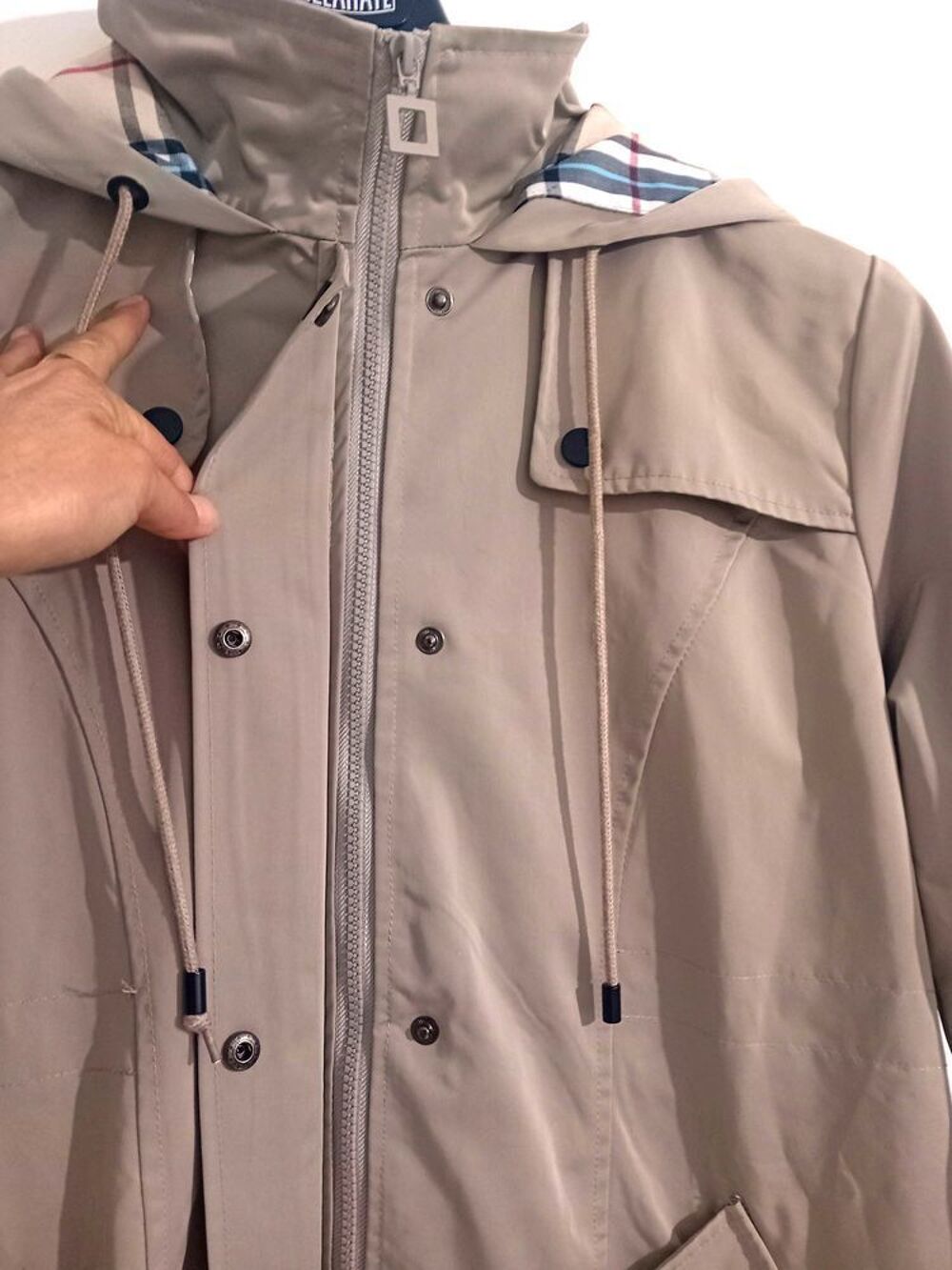 &eth;ŸOE&iquest; Veste Coupe Vent Imperm&eacute;able avec capuche Taille L Saphirose Vêtements