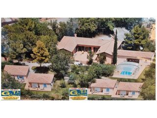  Maison  vendre 15 + pices 359 m