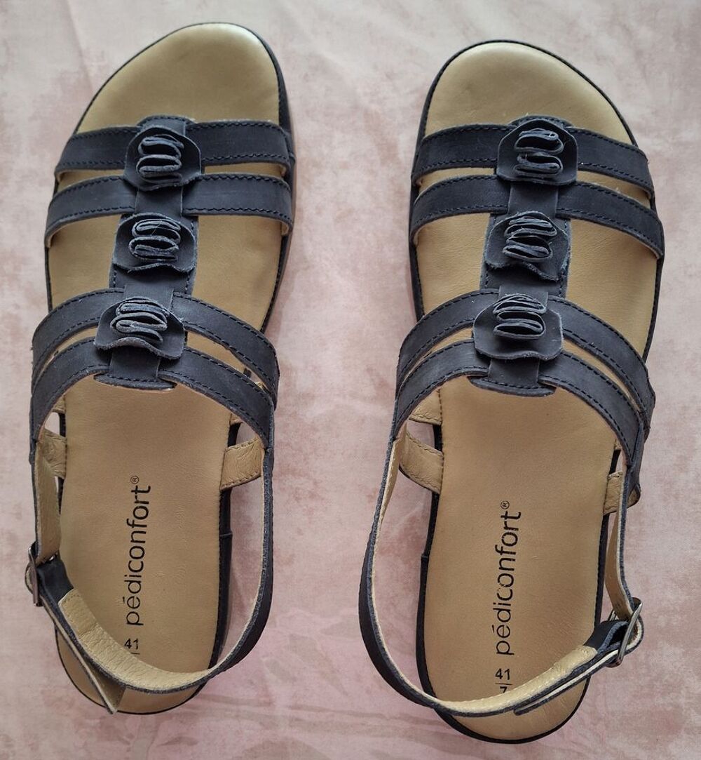 Sandales p&eacute;diconfort noires femme pointure 41 jamais port&eacute;es Chaussures